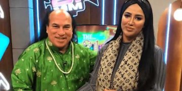 چاہت فتح علی خان کی ماتھیرا کے خلاف قانونی کارروائی کی دھمکی