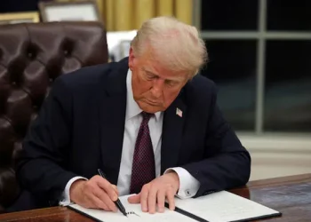 ڈونلڈ ٹرمپ کا امریکی امداد پر پابندی عالمی سطح پر خطرے کی گھنٹی