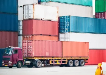 کرم میں امن معاہدے کے بعد 75 کارگو گاڑیاں روانہ