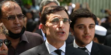 صوابی جلسہ بیرسٹر گوہر کا معاشی استحکام پر زور