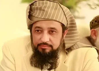 مولانا حامد الحق حقانی نوشہرہ مدرسہ خودکش دھماکے میں جاں بحق