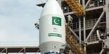 پاکستان نے اپنے پہلے چاند مشن کے آغاز کا اعلان کر دی