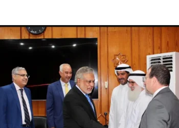  اسحاق ڈار اور شیخ عبداللہ بن زید النہیان دوطرفہ تعاون بڑھانے کے لیے عزم کا اعادہ