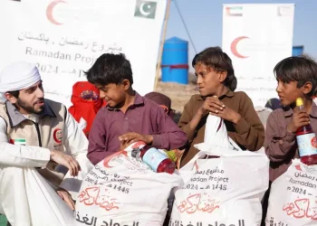 امارات ریڈ کریسنٹ کی پاکستان میں ہزاروں افطار باکسز کی تقسیم