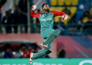 تمیم اقبال کو ڈی پی ایل کرکٹ میچ کے دوران دل کا دورہ