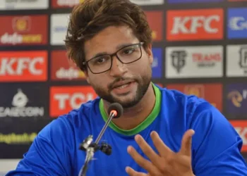 امام الحق کو چوٹ لگنے پر تیسرے ون ڈے سے باہر