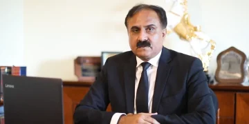 پاکستانی سائنسدان ڈاکٹر غلام سرور کو خلیفہ انٹرنیشنل ایوارڈ سے نوازا گیا ہے