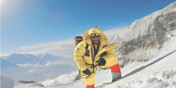 ساجد سدپارہ نے دنیا کی ساتویں بلند ترین چوٹی بغیر آکسیجن کے سر کر لی