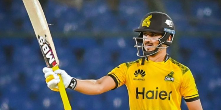 پشاور زلمی کے کوچ کا اعتراف صائم ایوب کو کھیل کی طرف جلدی واپس لانا غلطی تھی