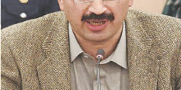 پی ٹی آئی کے رہنما جنید اکبر نے پی اے سی کے چیئرمین کے عہدے سے مستعفیٰ