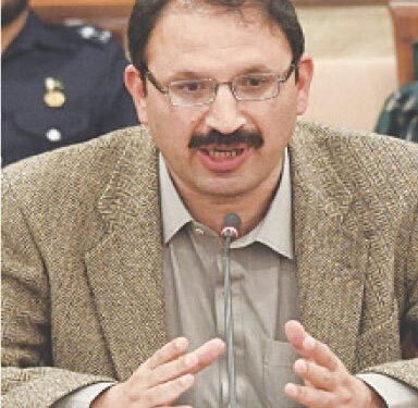 پی ٹی آئی کے رہنما جنید اکبر نے پی اے سی کے چیئرمین کے عہدے سے مستعفیٰ