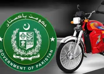 پاکستان میں 116,000 الیکٹرک بائیکس آسان اقساط پر دینے کا منصوبہ تیار