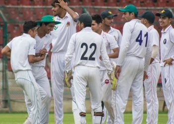 پاکستان میں کرکٹ اکیڈمی میں داخلہ کیسے لیں؟