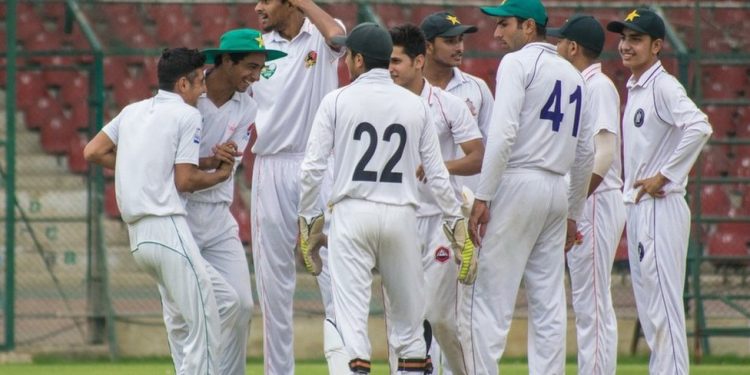 پاکستان میں کرکٹ اکیڈمی میں داخلہ کیسے لیں؟