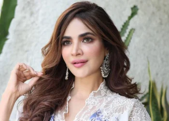 کراچی میں اداکارہ حمیرہ اصغر کی سڑی ہوئی لاش برآمد، اہلخانہ کا وصول کرنے سے انکار