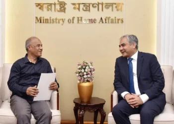 پاکستان اور بنگلہ دیش نے پانچ دہائیوں بعد سفارتی پاسپورٹ پر ویزا فری سفر بحال کر دیا