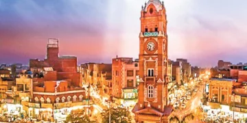 فیصل آباد کے 10 مشہور ٹیکسٹائل