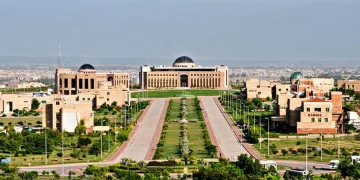 پاکستان کی 10 بہترین جامعات