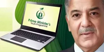 وزیراعظم شہباز شریف نے یوتھ لیپ ٹاپ اسکیم کے چوتھے مرحلے کا آغاز کر دیا