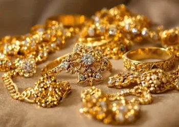 پاکستان میں سونے کی قیمت 01 نومبر 2025