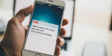 FBR نے استعمال شدہ موبائل فون پر پی ٹی اے ٹیکس کم کر دیا