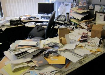 بکھرے ہوئے ڈیسک سے پیداوری کیوں متاثر ہوتی ہے