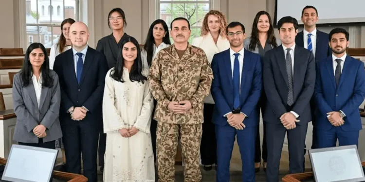 عاصم منیر ہارورڈ طلبہ ملاقات
