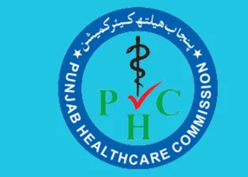  پنجاب ہیلتھ کیئر کمیشن کا سب سے بڑا ایکشن، صوبہ بھر میں 1,037 غیر قانونی کلینکس سیل