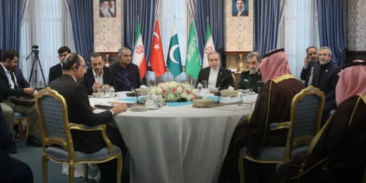 علاقائی امن مکہ مشترکہ دفاعی معاہدہ وفد کی ایرانی صدر سے ملاقات