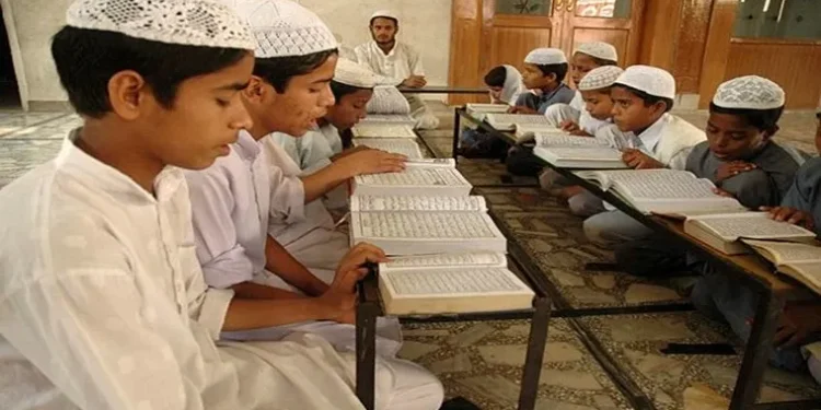 پنجاب اسمبلی نے مدارس کی ڈبل رجسٹریشن کا قانون ختم کر دیا